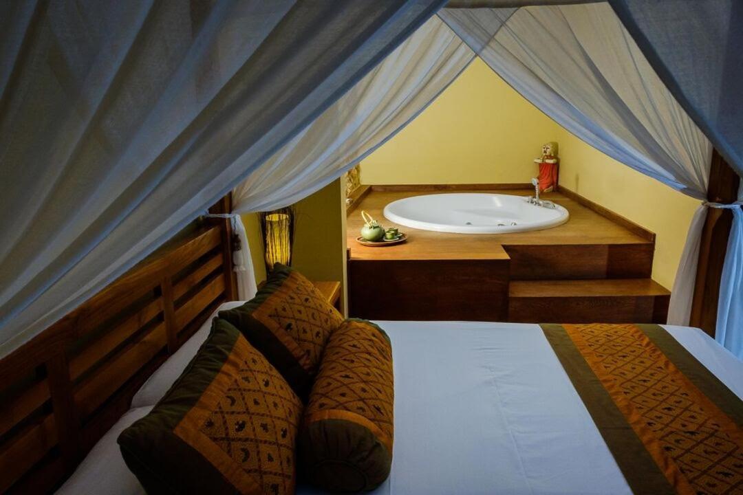 Masia Durba Hotel Castellnovo Ngoại thất bức ảnh